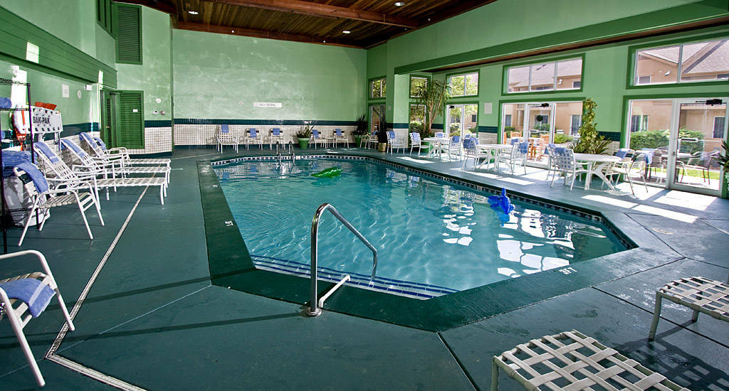 Courtyard By Marriott Lansing Hotell Exteriör bild